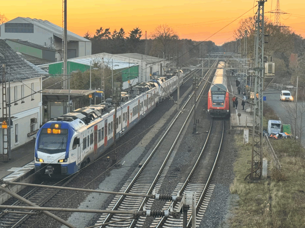 Gestrandete Fahrgäste vom RE1 nach Norddeich Mole am Vorortbahnhof Linsburg.