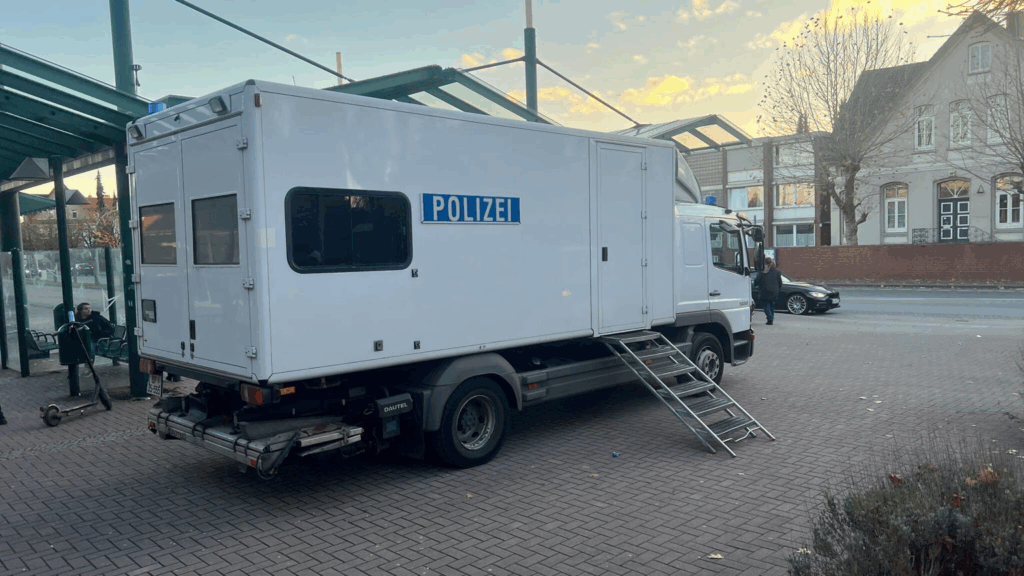 Delaborierer am Bahnhof Nienburg/Weser