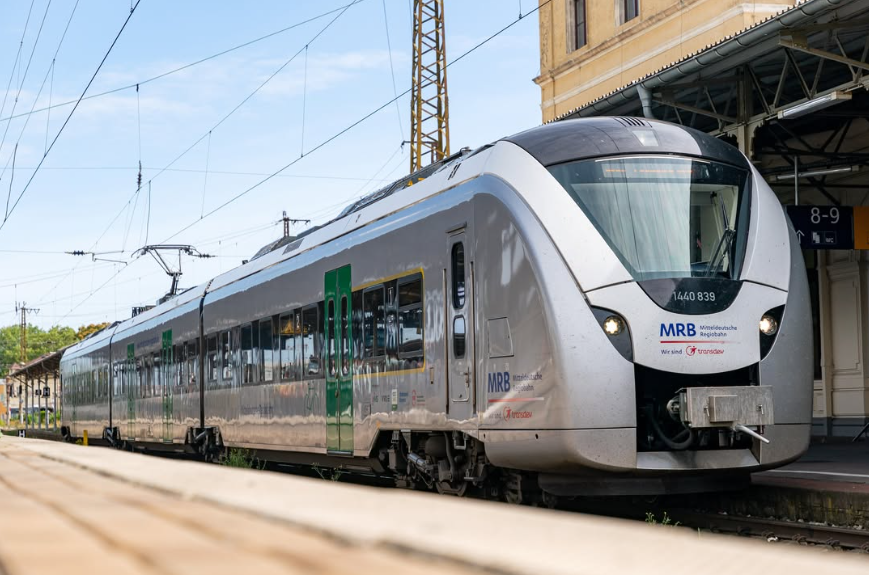 Unterstützung aus Sachsen: Zwei Coradia Continental ET 1440 auf der S6 Celle-Hannover